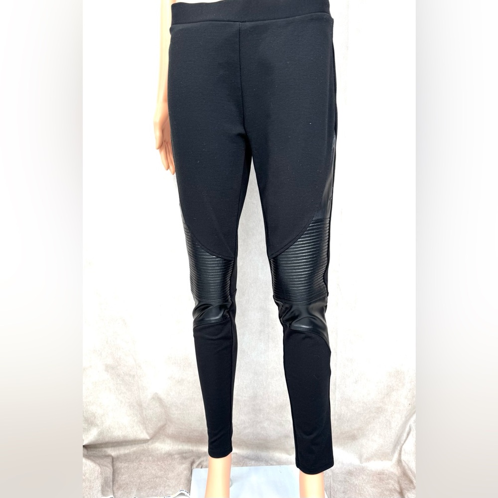 Romeo & Juliet Couture Black High-Waist Leggings